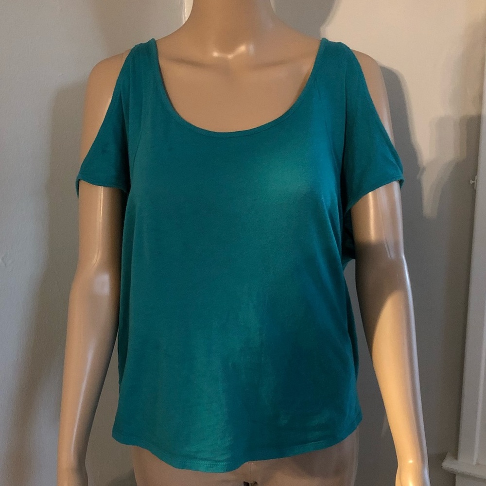 Cute Cold Shoulder shirt